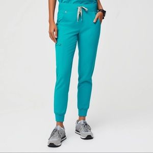 NWT FIGS Zamora Jogger Scrubs PETITE - Teal